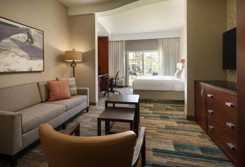 キングサイズベッドのジュニアスイート, Courtyard By Marriott Santa Barbara Goleta