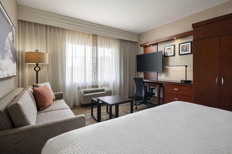 Стандартный Номер Кровать Кинг, Courtyard By Marriott Santa Barbara Goleta