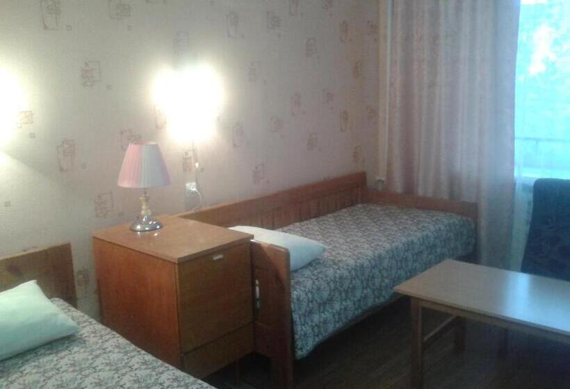 تختخواب در اتاق مشترک, Dnepropetrovsk