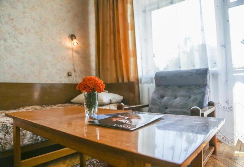 اتاق اکونومی یک تخته, Dnepropetrovsk