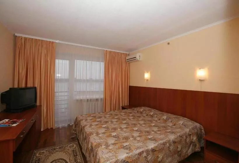 اتاق سوپریور, Dnepropetrovsk