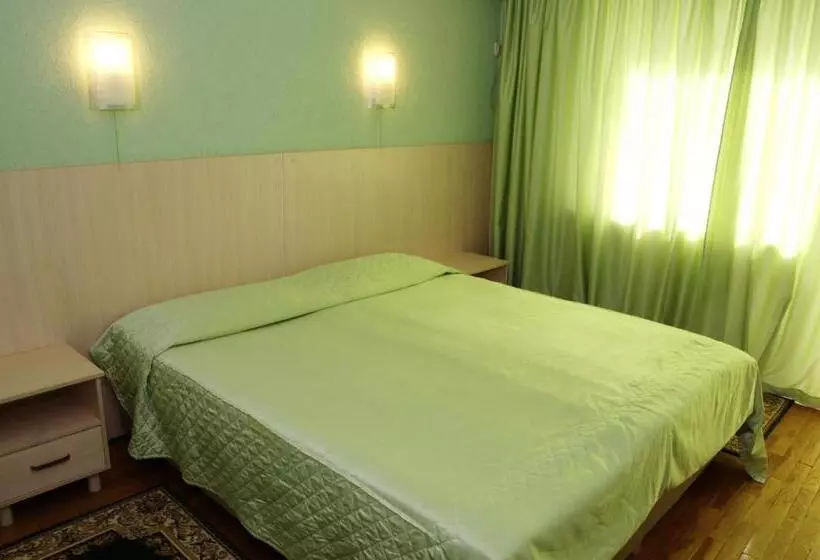 اتاق سوپریور, Dnepropetrovsk