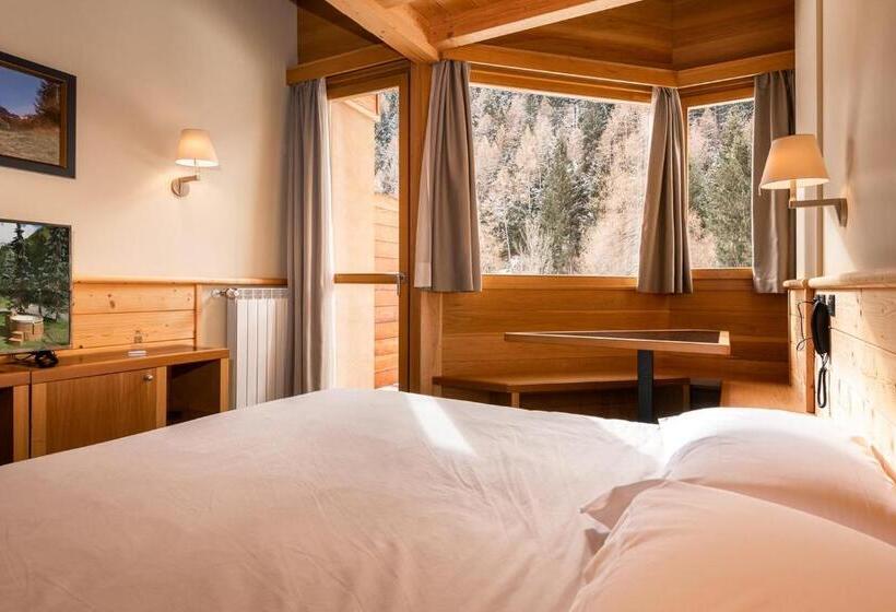 חדר סטנדרט נוף להרים, Garni Pegra