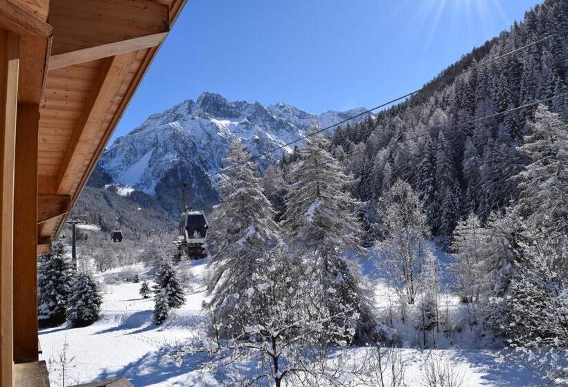 חדר סטנדרט לשלושה, Garni Pegra