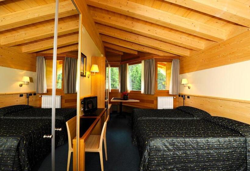 חדר סטנדרט לשלושה, Garni Pegra