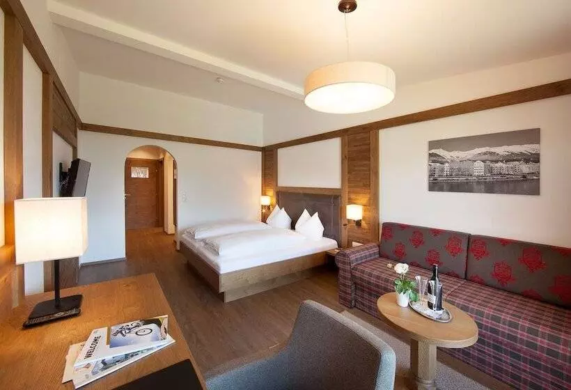 Superior Room Mountain View