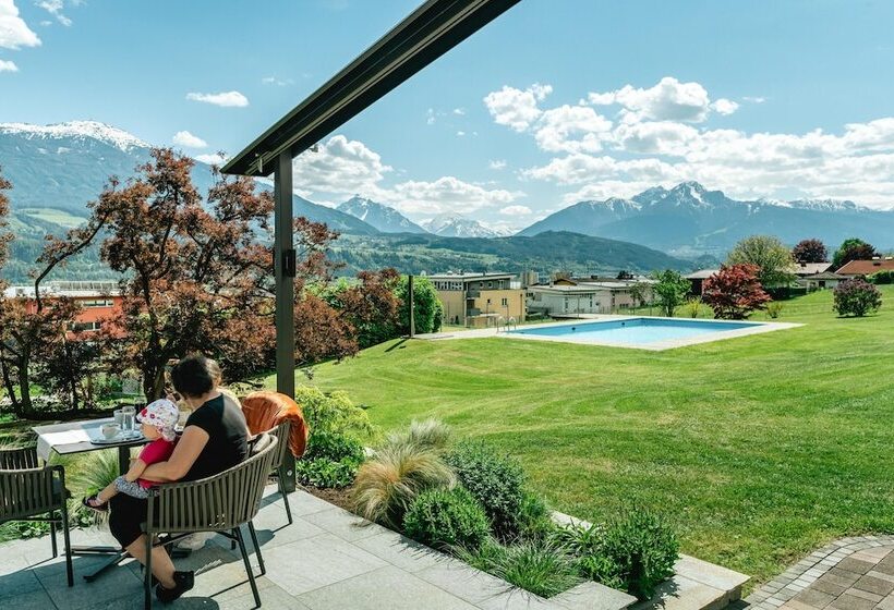 商务房间, Huberhof