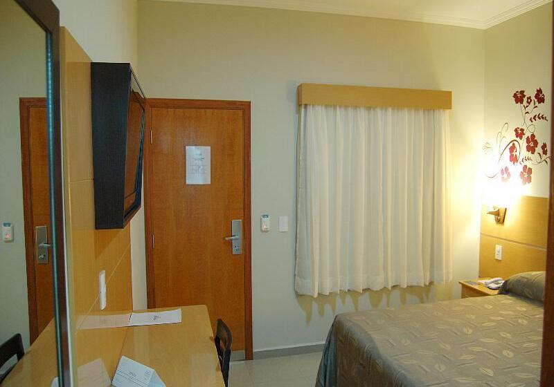 스위트, Limeira Suites