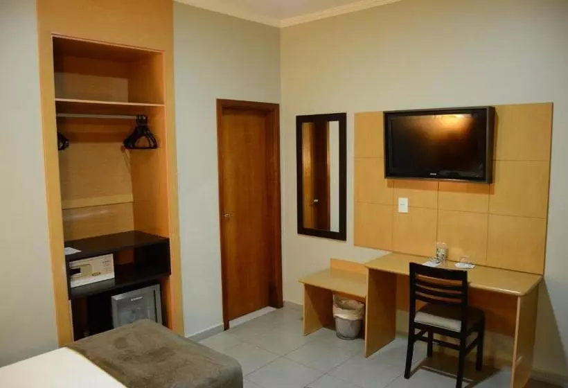 スタンダードルーム, Limeira Suites