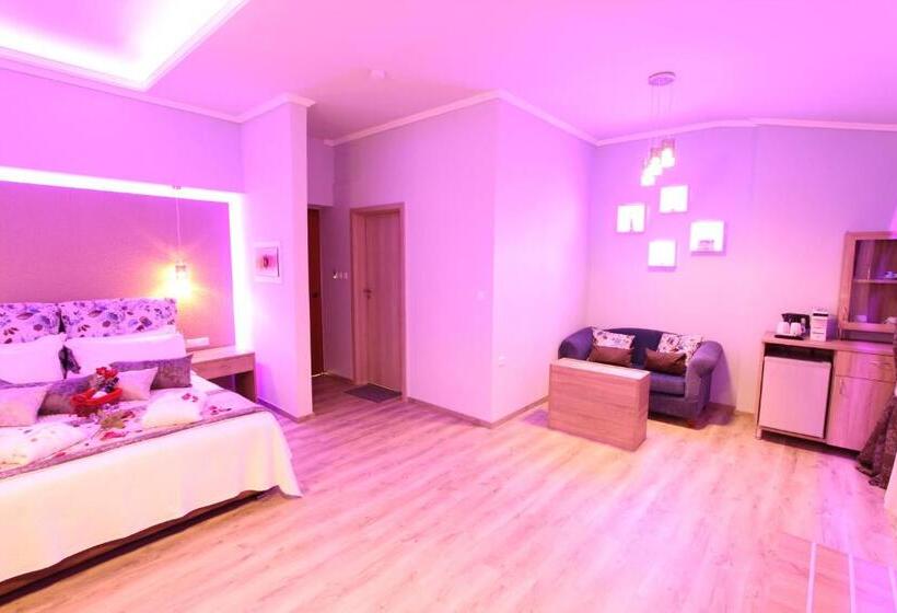 סוויטת ג'וניור סופריור, Mallas