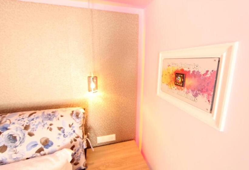 סוויטת ג'וניור סופריור, Mallas