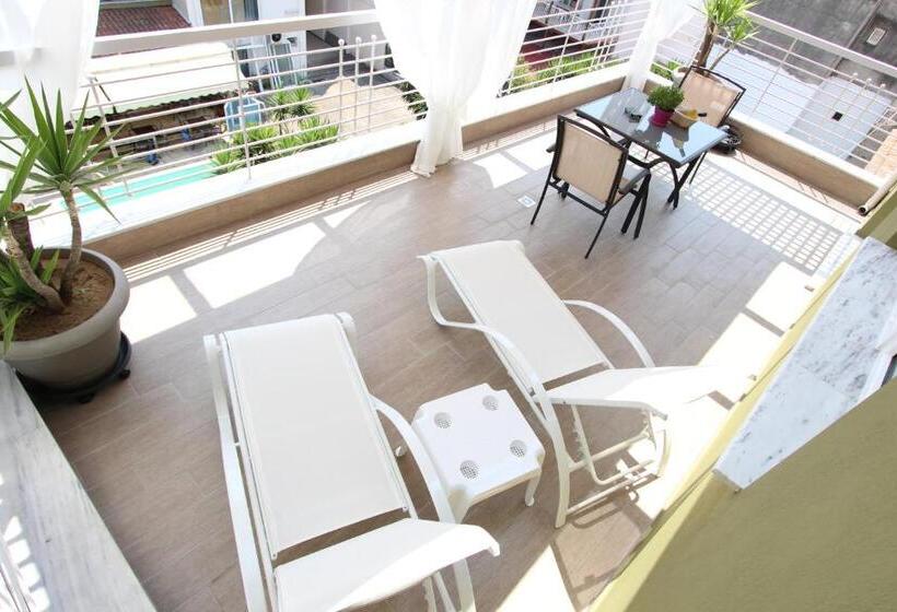 סוויטת ג'וניור סופריור, Mallas