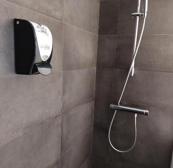 اتاق سوپریور سه تخته, Mirtil