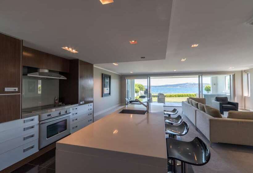 ４ベッドルームアパートメント, Sacred Waters Taupo