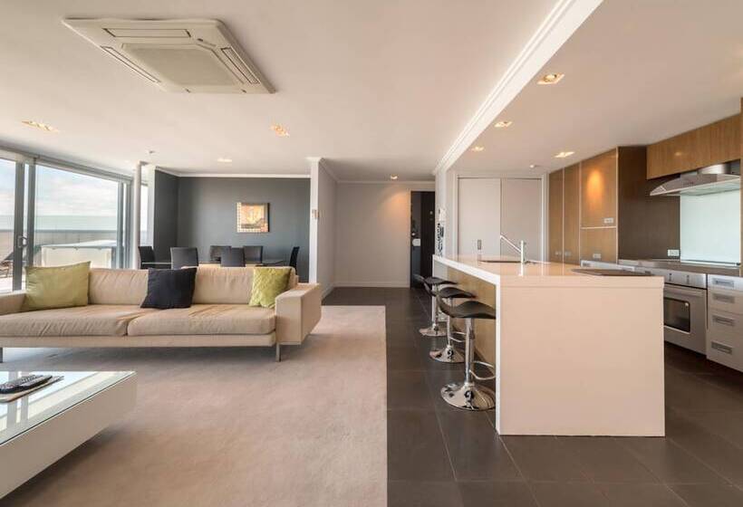 ペントハウス２ベッドルームアパート, Sacred Waters Taupo