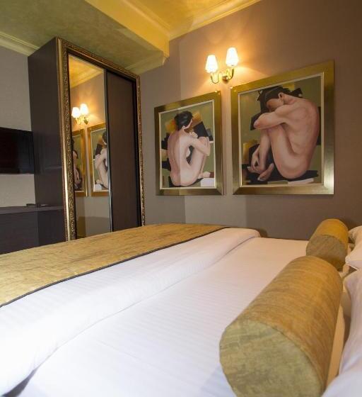 سوییت لوکس, Talija