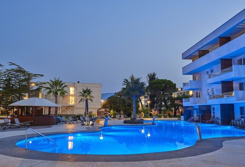 سوئیت پریمیوم 2 خوابه, Azul Beach Resort Montenegro By Karisma   All Inclusive