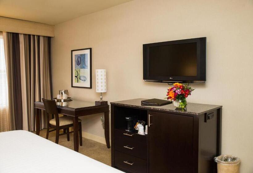 سوییت جونیور, Isle Casino Hotel Bettendorf