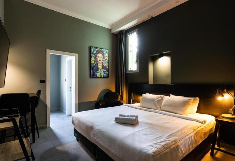 标准工作室, Residence Suites