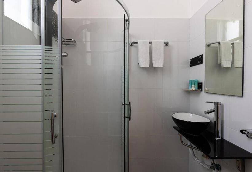 高级工作室, Residence Suites