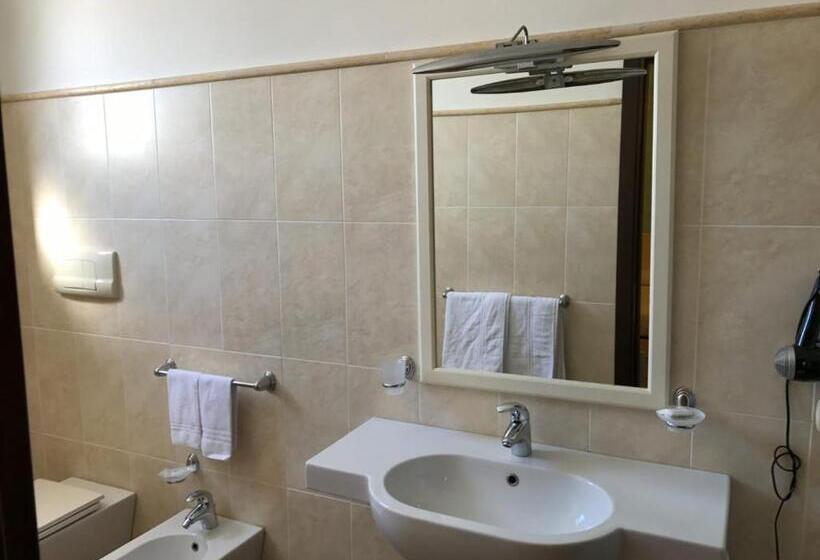 اتاق لوکس, Pescasubacquea