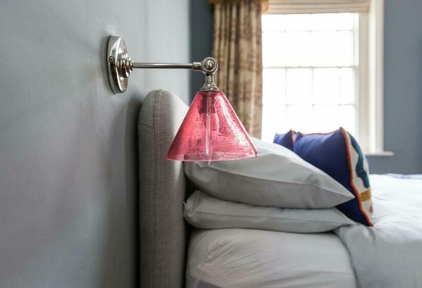 带大床的豪华间, Severnside Press Bnb