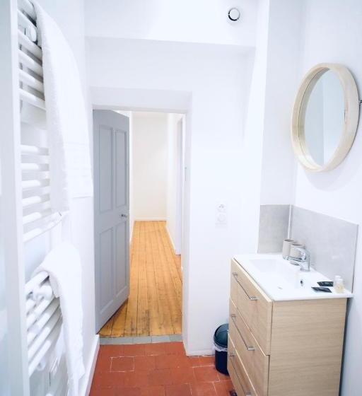 带1个卧室的带阳台的公寓, City Affaire : Bayeux Omaha