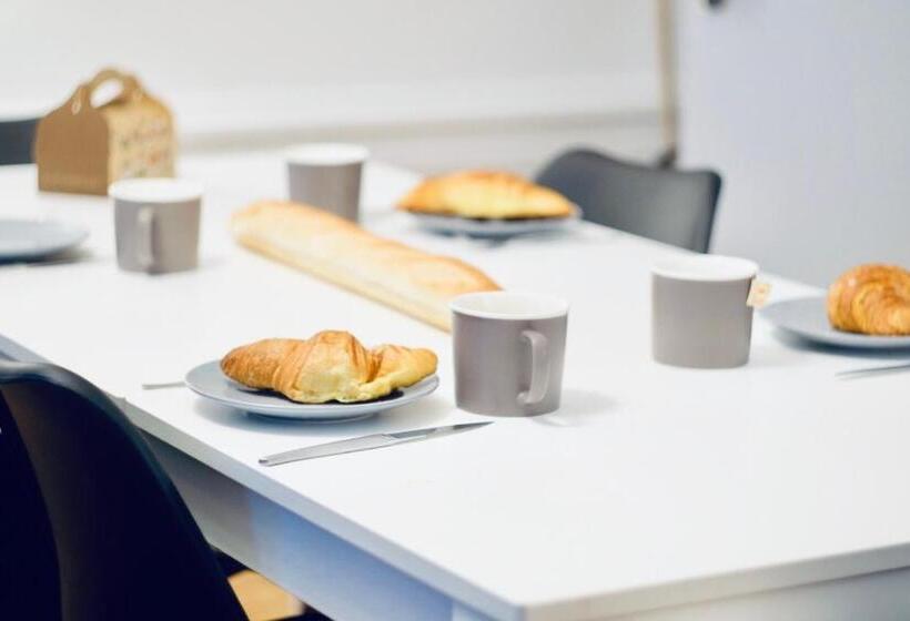 带1个卧室的带阳台的公寓, City Affaire : Bayeux Omaha