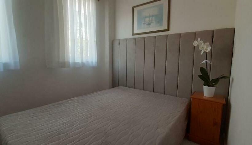 آپارتمان 1 خوابه همکف, Mert Apart