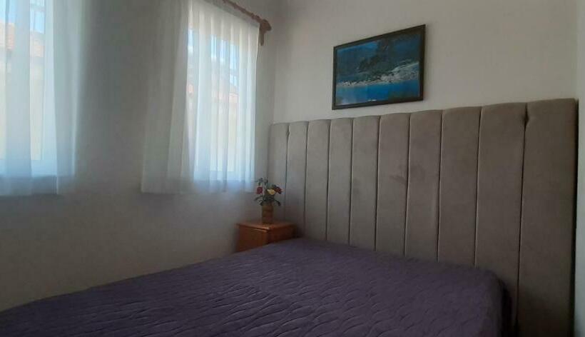 Apartamento 1 Dormitório Vista Jardim, Mert Apart
