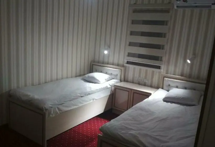スタンダードルーム, Shodlik Guest House