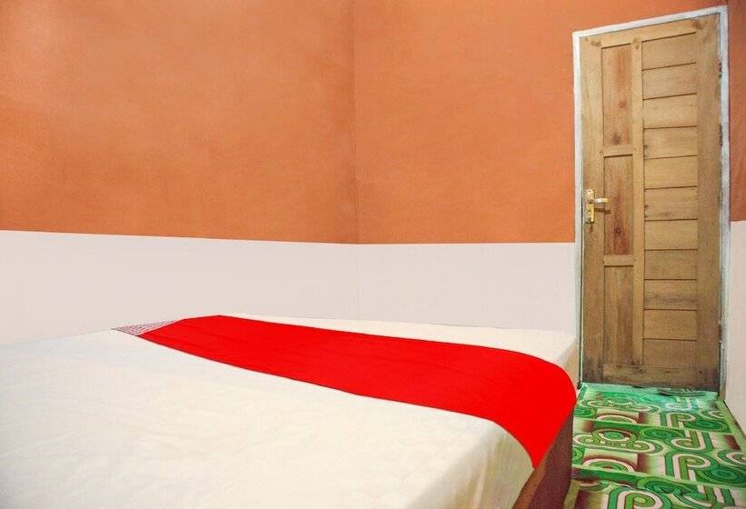 غرفة قياسية, Oyo 91051 Penginapan Pondok Ratu 354
