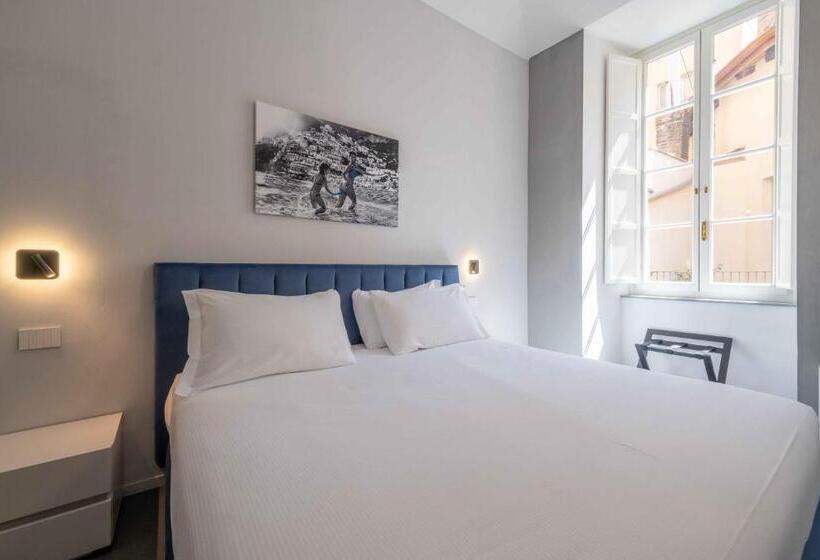 جناح سوبيريور, Oriana Homel Torino