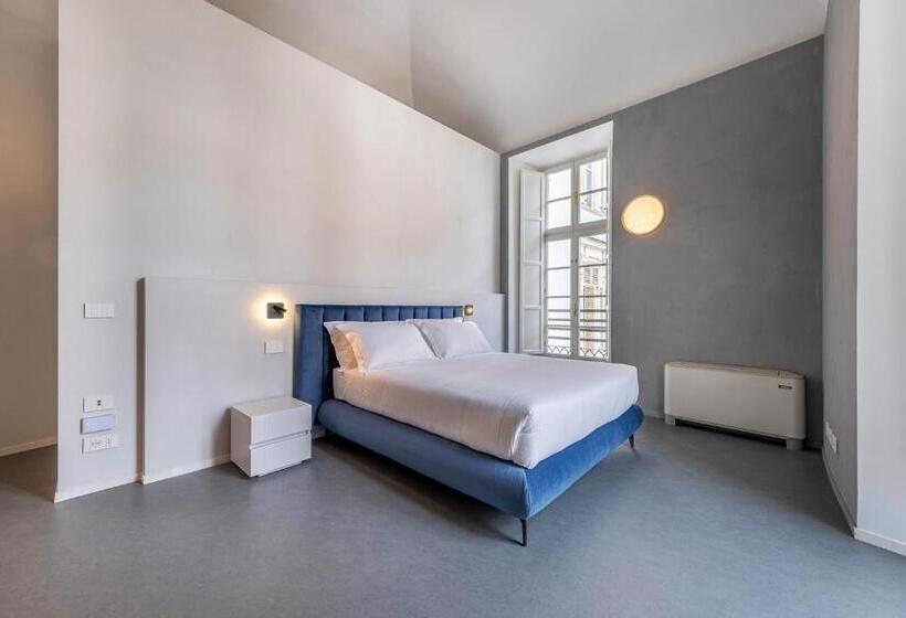 جناح عائلي, Oriana Homel Torino