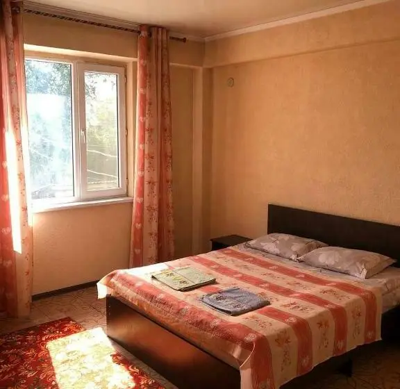 اتاق استاندارد, Adilet Fatima Guest House