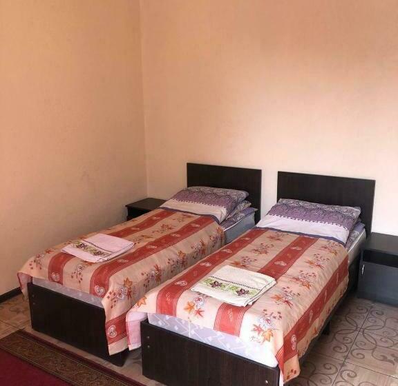 اتاق استاندارد, Adilet Fatima Guest House