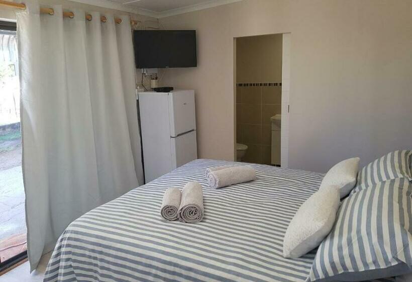 חדר דלוקס, Overnight At Prieska