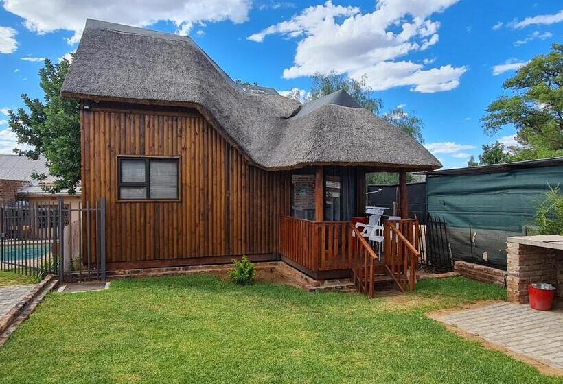 בקתת חדר, Overnight At Prieska