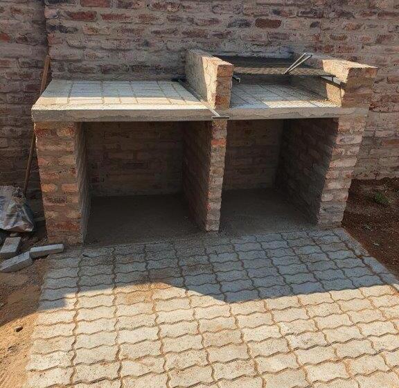 בקתת חדר, Overnight At Prieska