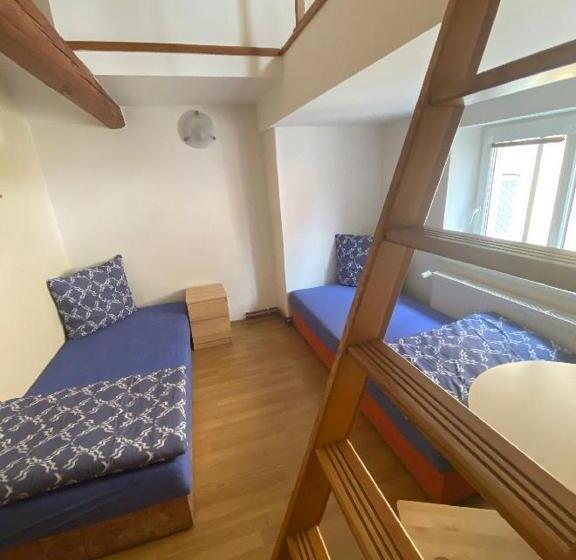 Номер Стандарт, Pension Hejnice