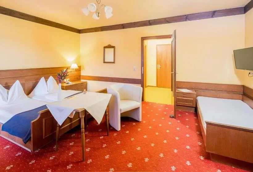 اتاق استاندارد سه نفره, Ferienhotel Knollhof