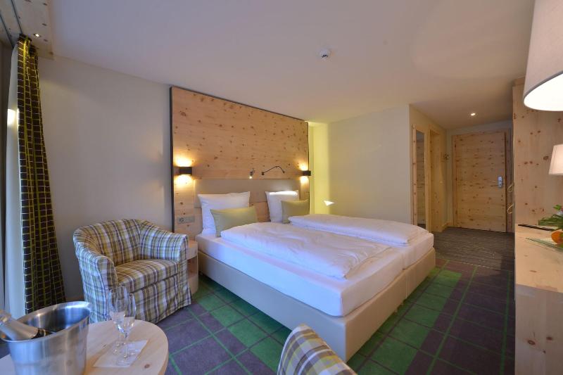 Номер Deluxe Вид на Горы, Alpenhotel Fleurs De Zermatt