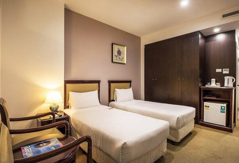 سوییت خانوادگی, The Clarence Hotel Sydney