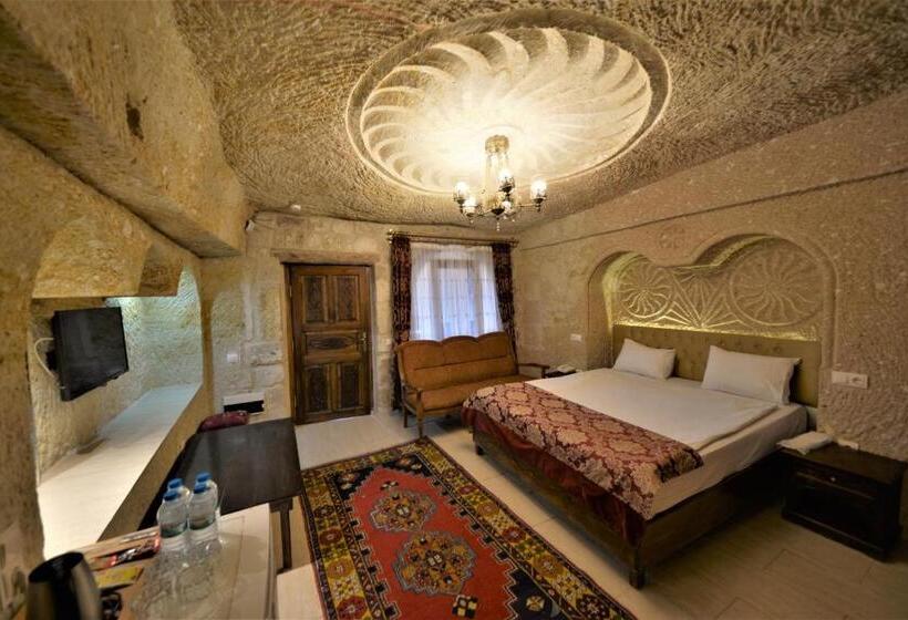 Семейный Номер, Dedeli Konak Cave