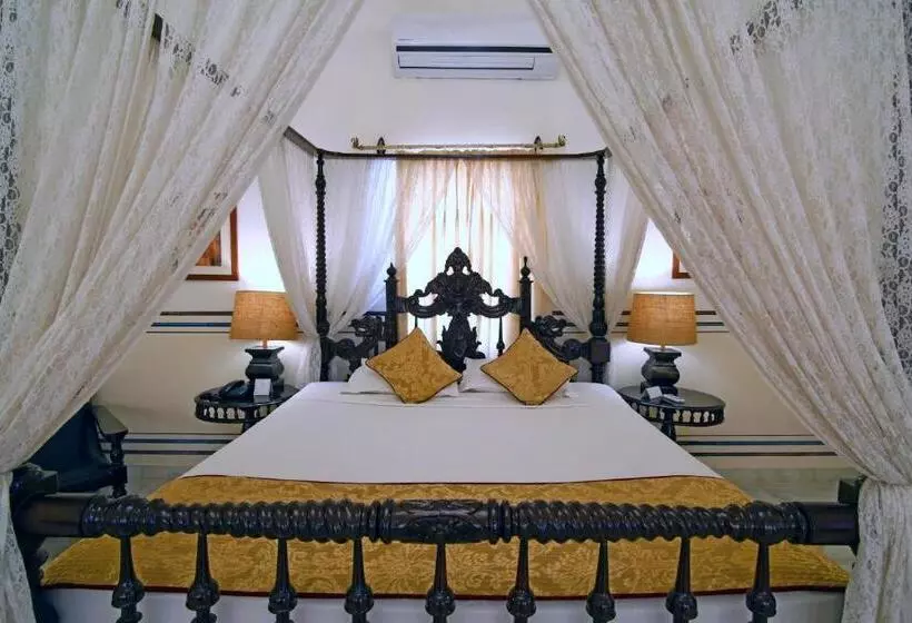デラックストリプルルーム, Nahargarh Ranthambhore