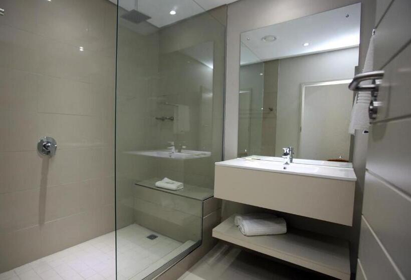 חדר דלוקס, Osner