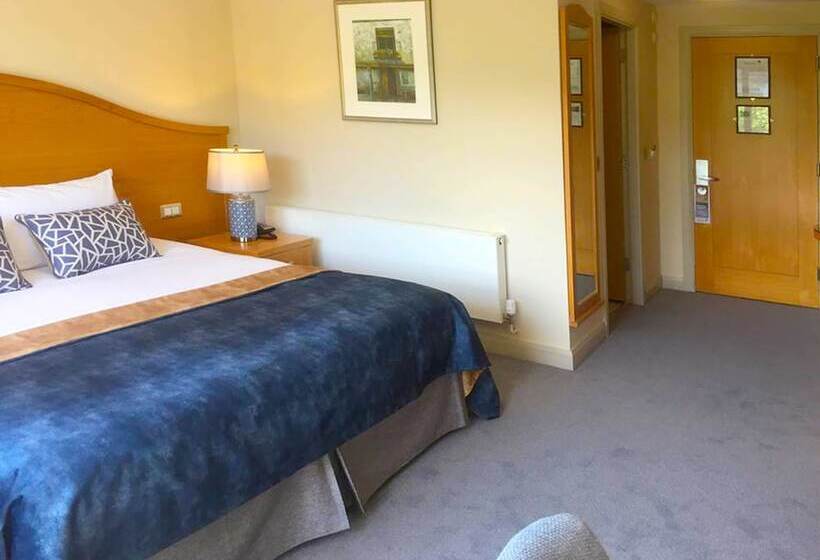 标准间, The Parkview