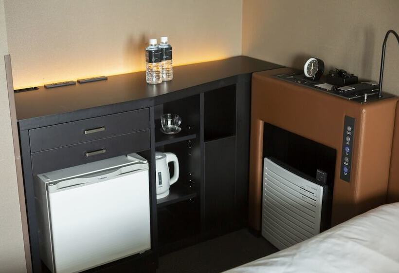 经济房, Remm Shinosaka