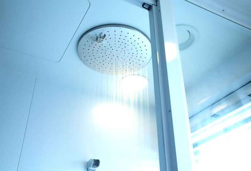 标准间, Remm Shinosaka