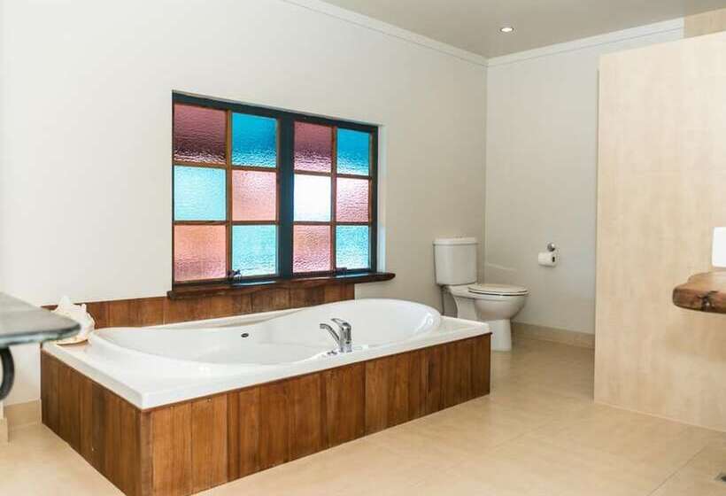 デラックススイート, The Narrows Landing